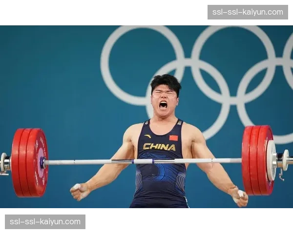 通讯：心理学顾问揭秘——顶尖举重运动员如何应对试举间的巨大压力